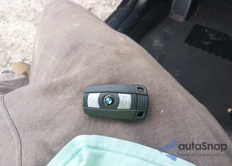 2011 BMW 328I xDrive из США, поврежденный, VIN WBAKF5C53BE587275